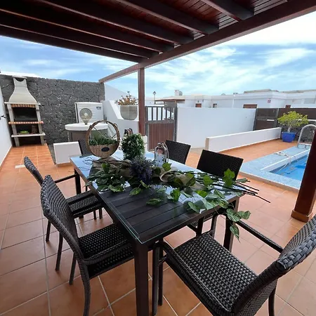 בית נופש Andres *