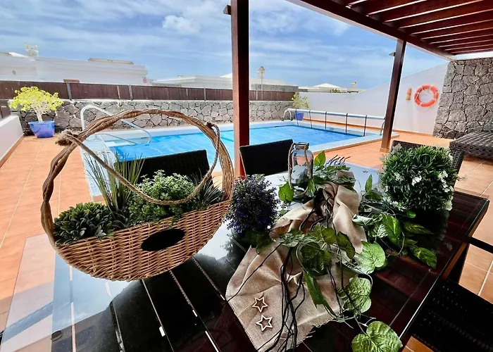 בית נופש Andres *